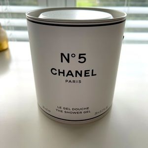 NWT limited Edition CHANEL Factory 5 Shower Gel